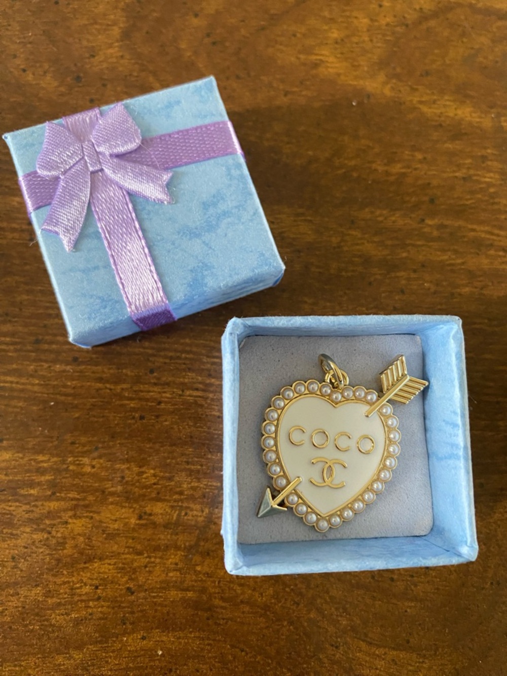 Chanel Gold And White Heart Zipper Pull Charm with Mini Pearls Necklace Pendant